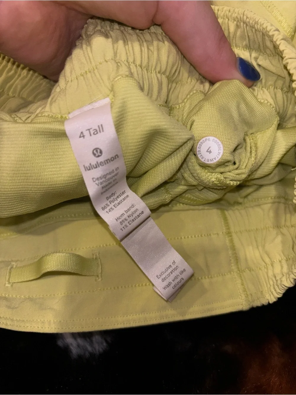 Lululemon Hotty Hot 4” shorts